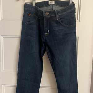 Hudson mid-rise Carly straight size 28